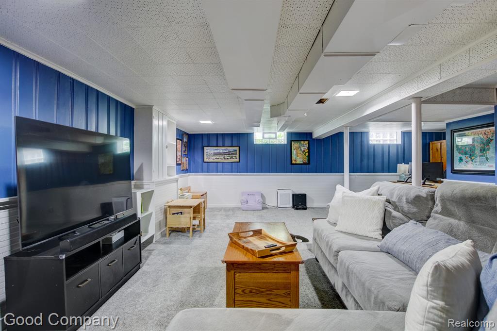 4246 Elmwood Avenue, Royal Oak, MI 48073 — Photo 24