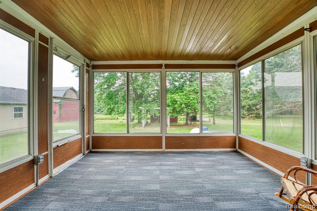 8953 OAK GROVE Road, Howell, MI 48855 — Photo 20