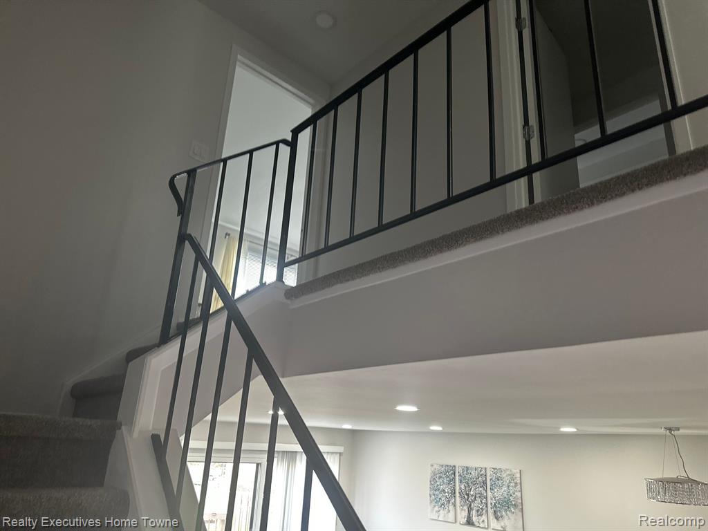 8212 CLAY, Sterling Heights, MI 48313 — Photo 17