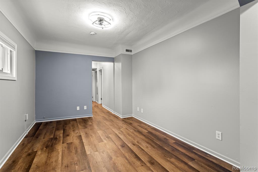 5920 Chase Road, Dearborn, MI 48126 — Photo 2