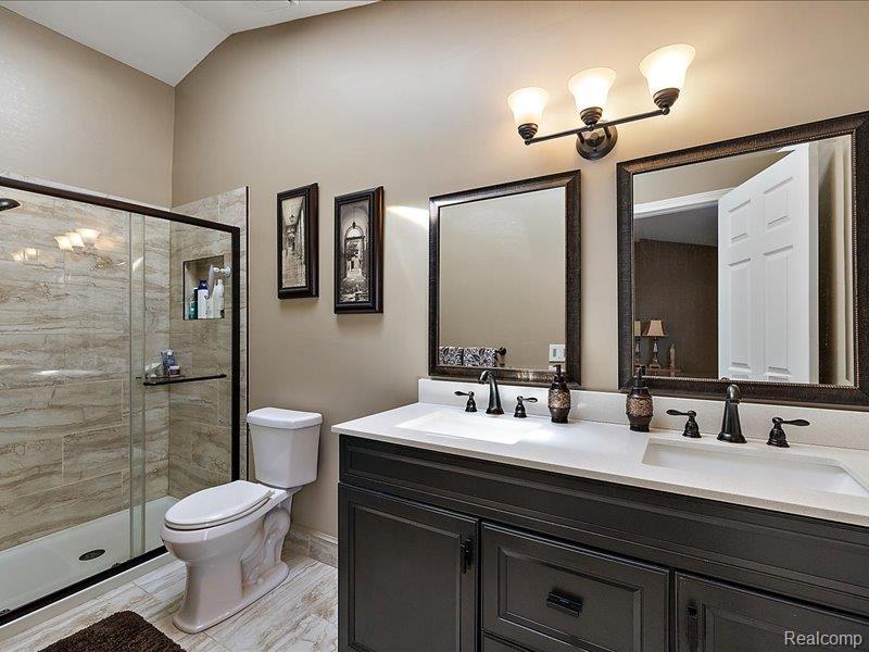 4884 Georgetown Drive, Rochester, MI 48306 — Photo 43