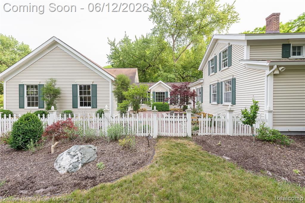 10196 Faussett Road, Fenton, MI 48430 — Photo 3