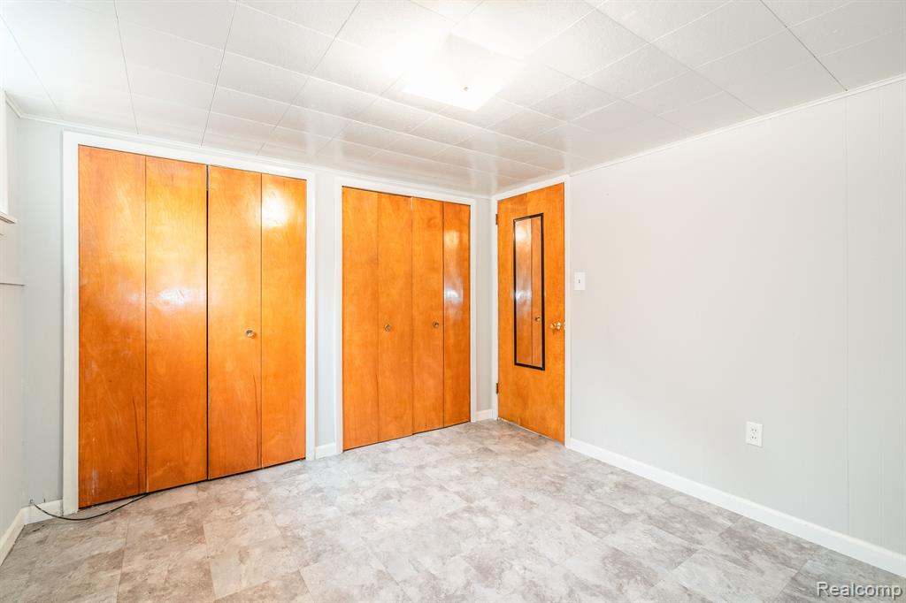 611 N IVANHOE Avenue, Ypsilanti, MI 48198 — Photo 30