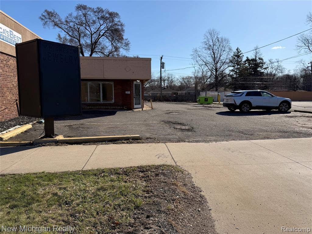 5347 Telegraph, Dearborn Heights, MI 48125 — Photo 3