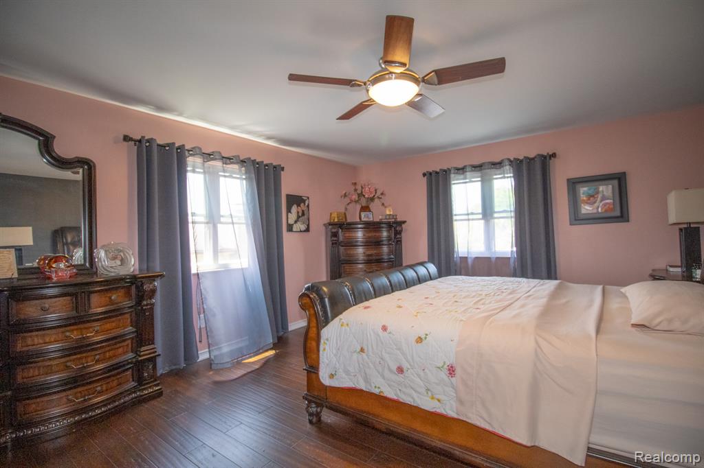 7878 Capri Drive, Canton, MI 48187 — Photo 34