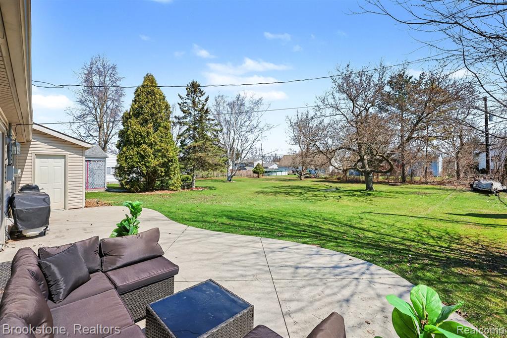 70424 Karen Street, Richmond, MI 48062 — Photo 15