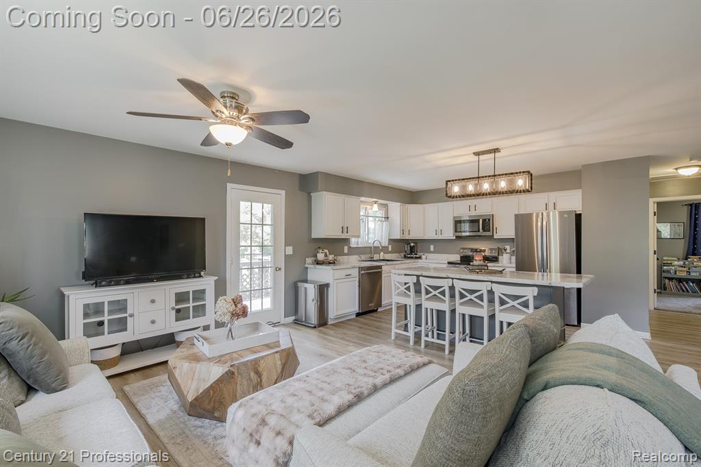 500 Neptune Drive, Ortonville, MI 48462 — Photo 22