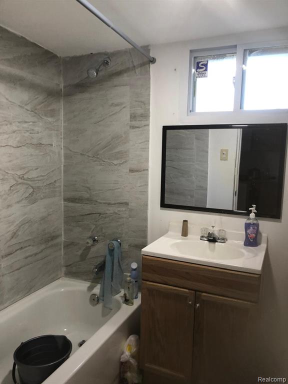 11844 Dwyer Street, Detroit, MI 48212 — Photo 13