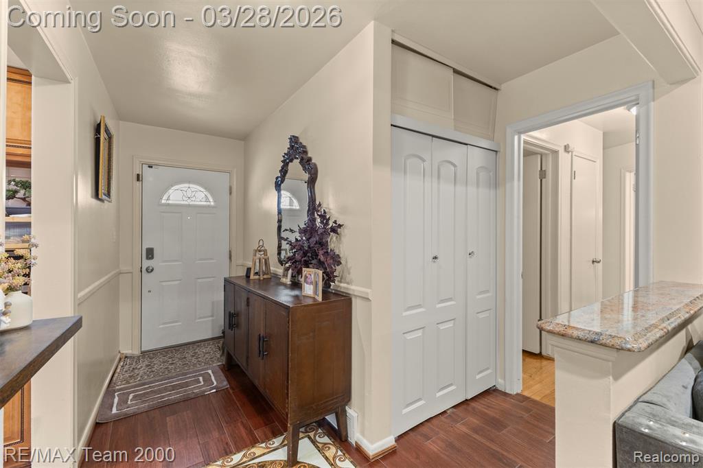 7175 Amboy Street, Dearborn Heights, MI 48127 — Photo 3
