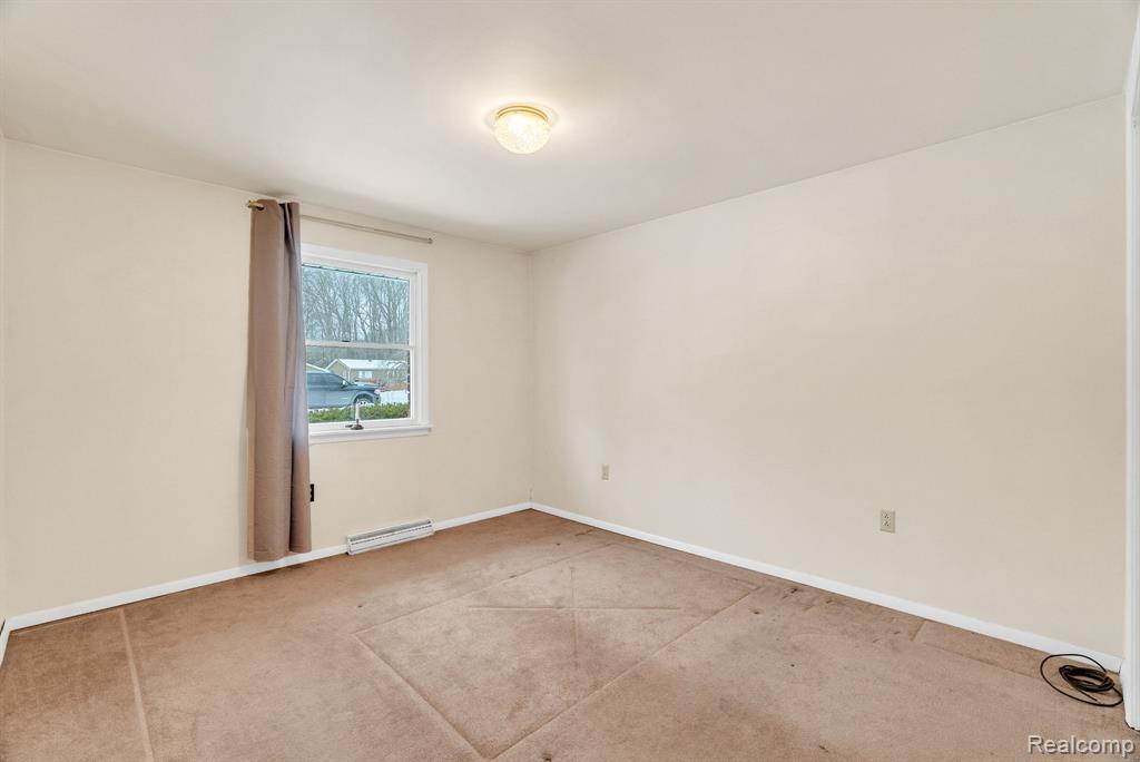 2650 Alger Road, Port Huron, MI 48060 — Photo 27