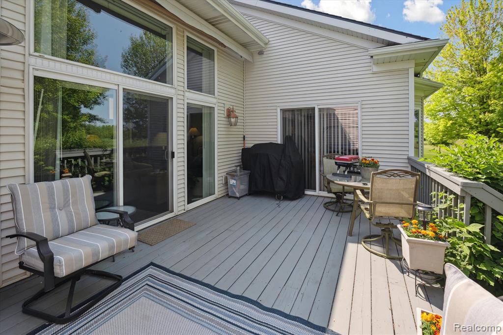 10172 Clarkshire Court, South Lyon, MI 48178 — Photo 39