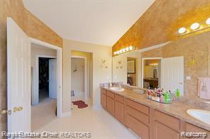 5370 Plantation Drive, Commerce Twp, MI 48382 — Photo 9