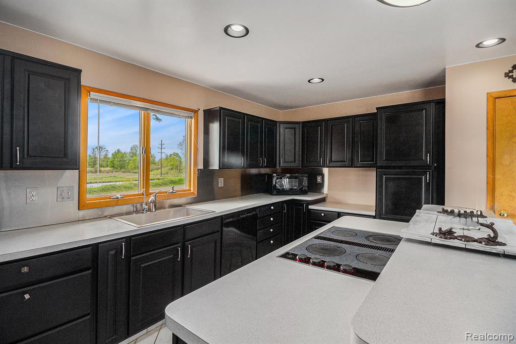 7031 Munsell Road, Howell, MI 48843 — Photo 15