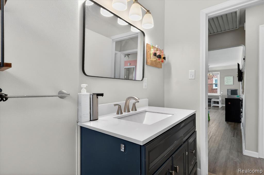 6601 Elizabeth Street, Garden City, MI — Photo 17