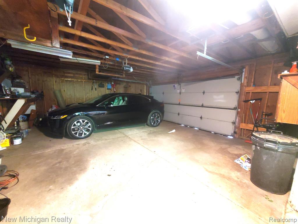 5535 WILLOW VALLEY Drive, West Bloomfield, MI — Photo 36