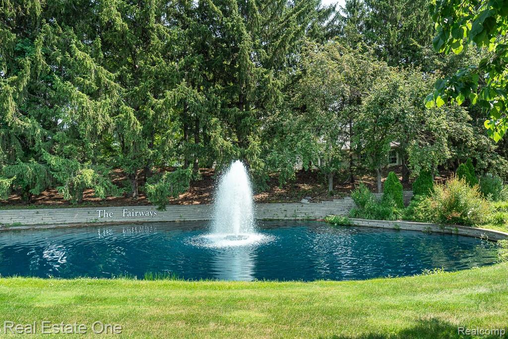 5936 Creekside Drive, 87, Troy, MI 48085 — Photo 3