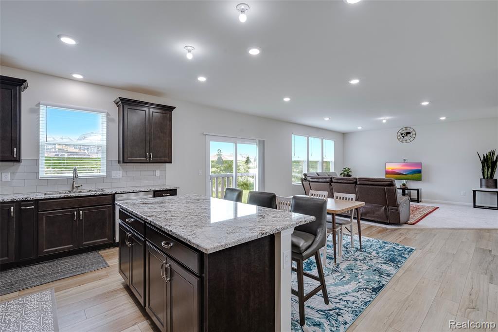 4568 Paradise Parkway, Milford, MI 48381 — Photo 23