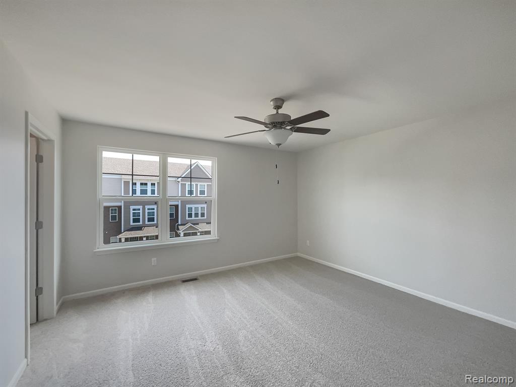 242 CENTER Boulevard, Wixom, MI 48393 — Photo 5