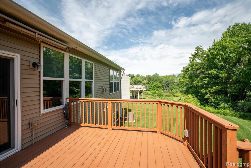292 Bryce Court, Howell, MI 48843 — Photo 9