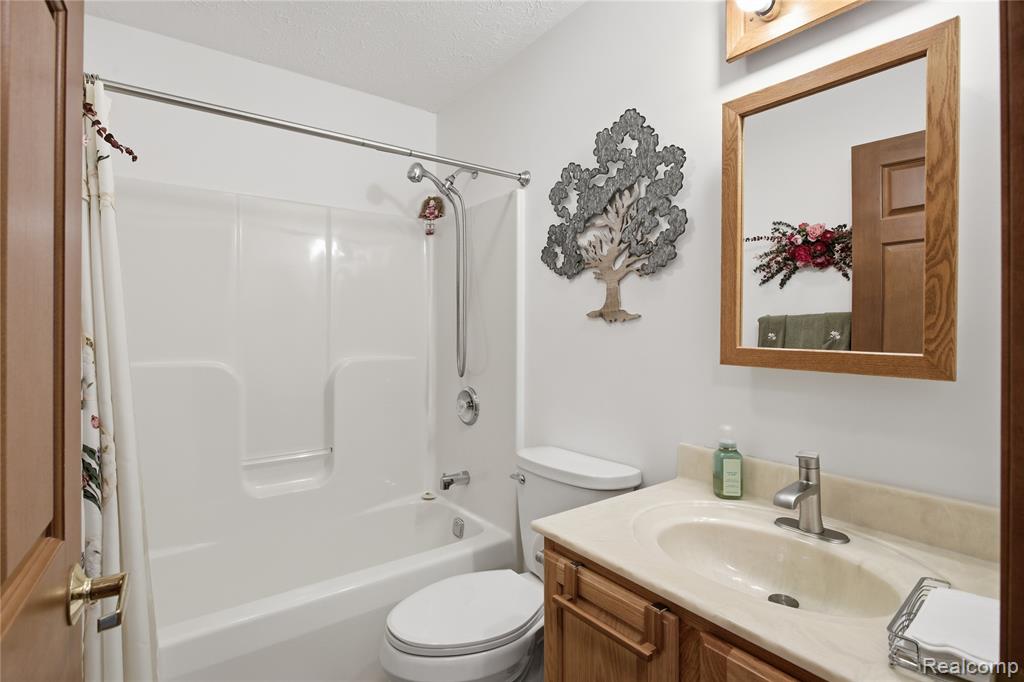 14450 Killybegs Lane, Cement City, MI 49233 — Photo 11