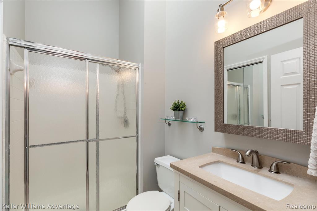 49573 DONOVAN Boulevard, Plymouth, MI 48170 — Photo 29
