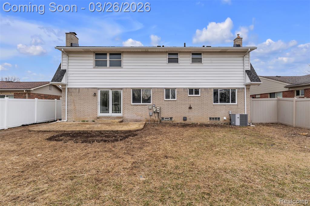20051 Churchill Avenue, Brownstown, MI 48183 — Photo 58