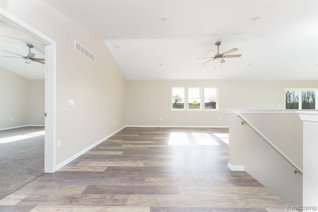2105 ADELINES Way, Fowlerville, MI 48836 — Photo 3