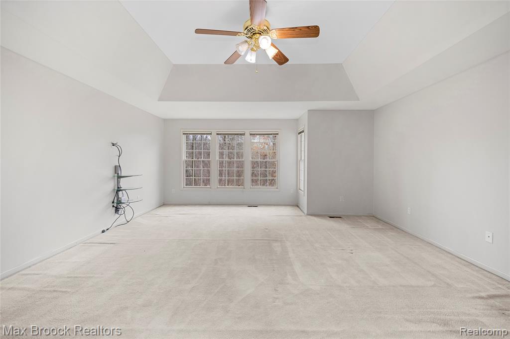 7083 Chatham Court, West Bloomfield, MI — Photo 45