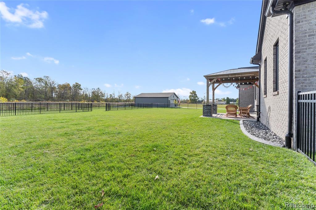 13498 Exeter Road, Carleton, MI 48117 — Photo 49
