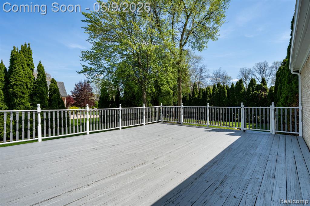 3862 Stone Haven Drive, Troy, MI 48084 — Photo 45