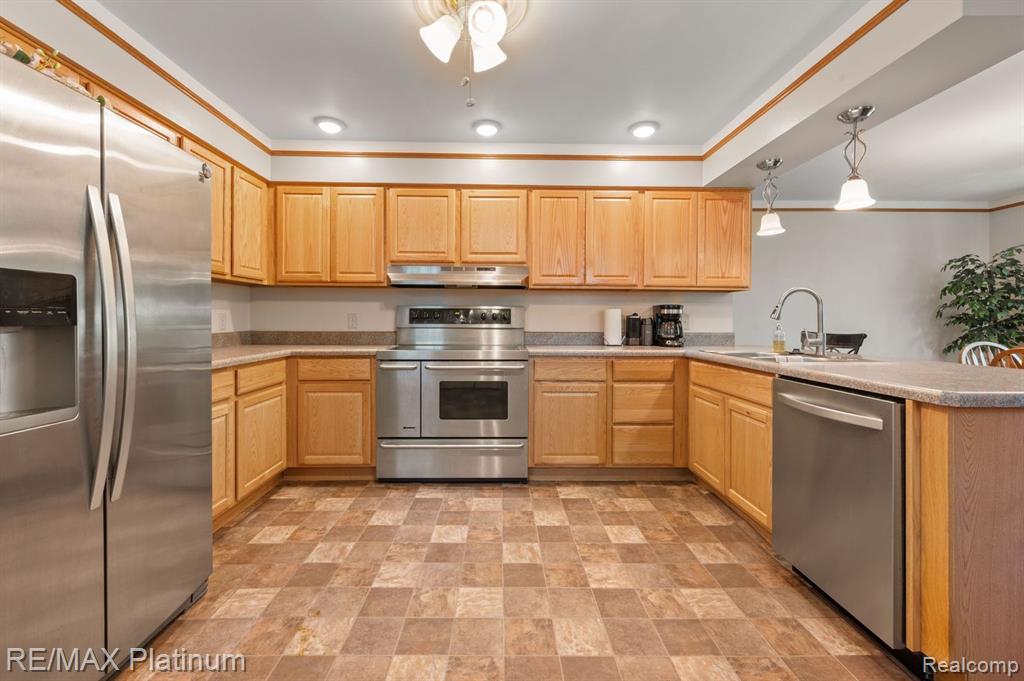 4116 ETON Place, Lambertville, MI 48144 — Photo 3