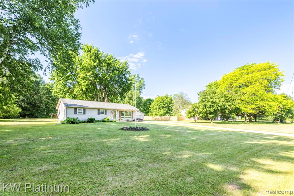 4415 Krafft Road, Fort Gratiot, MI 48059 — Photo 33