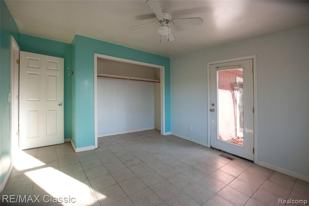 1315 W Marr Road, Howell, MI 48855 — Photo 14