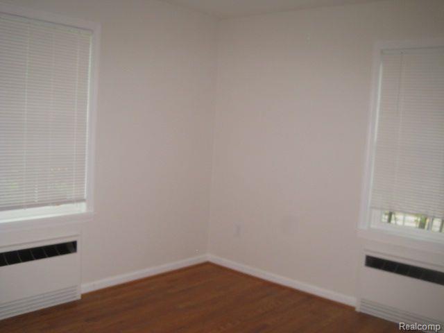 430 COMMON Street, Walled Lake, MI 48390 — Photo 9