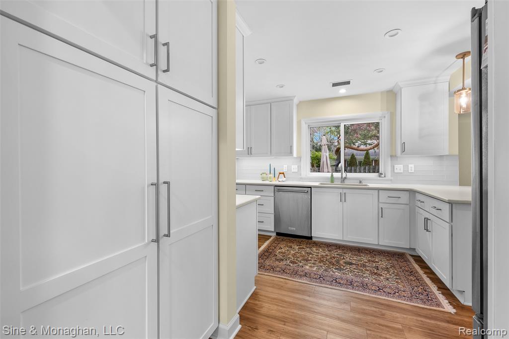4128 Amherst Road, Royal Oak, MI 48073 — Photo 16