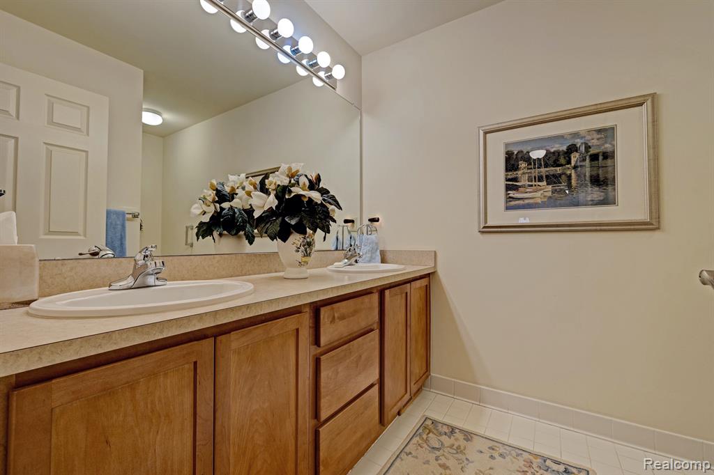 6927 STONEWOOD Place, Clarkston, MI — Photo 39
