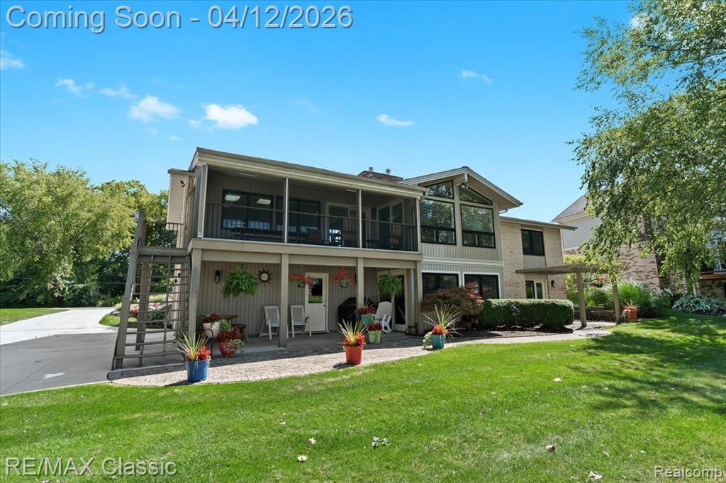 4751 Winewood Lane, Commerce Twp, MI 48382 — Photo 8