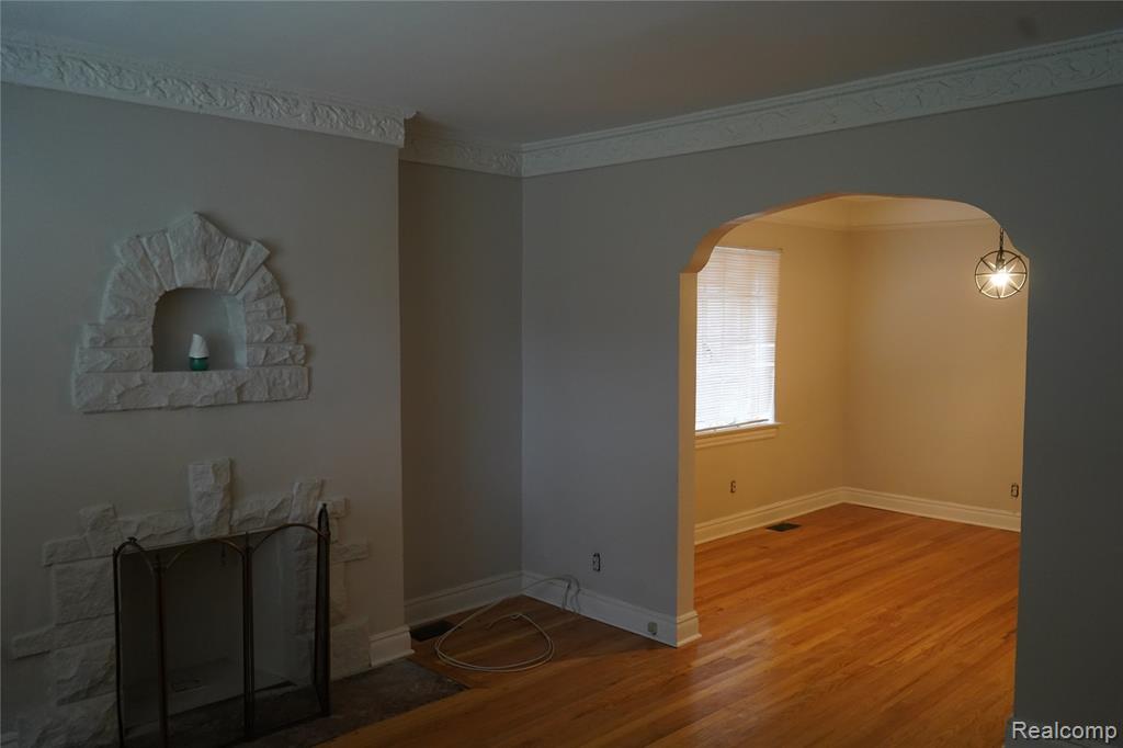 7010 Thatcher Street, Detroit, MI 48221 — Photo 6
