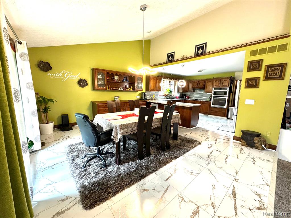 6391 DENTON Drive, Troy, MI 48098 — Photo 4