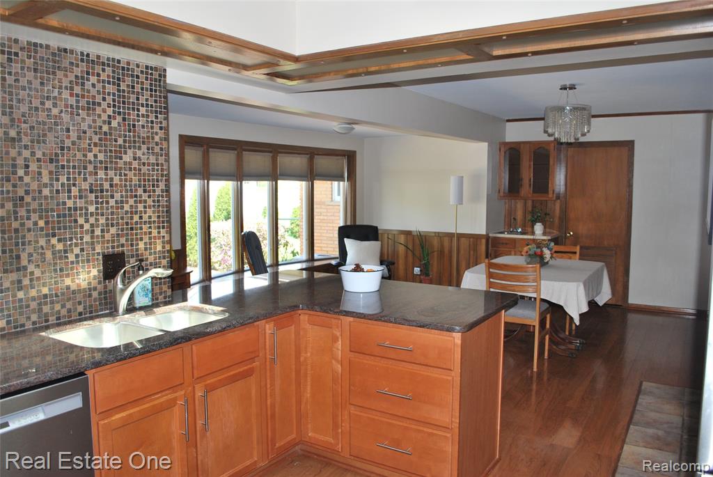 40936 Micol Drive, Plymouth, MI 48170 — Photo 17