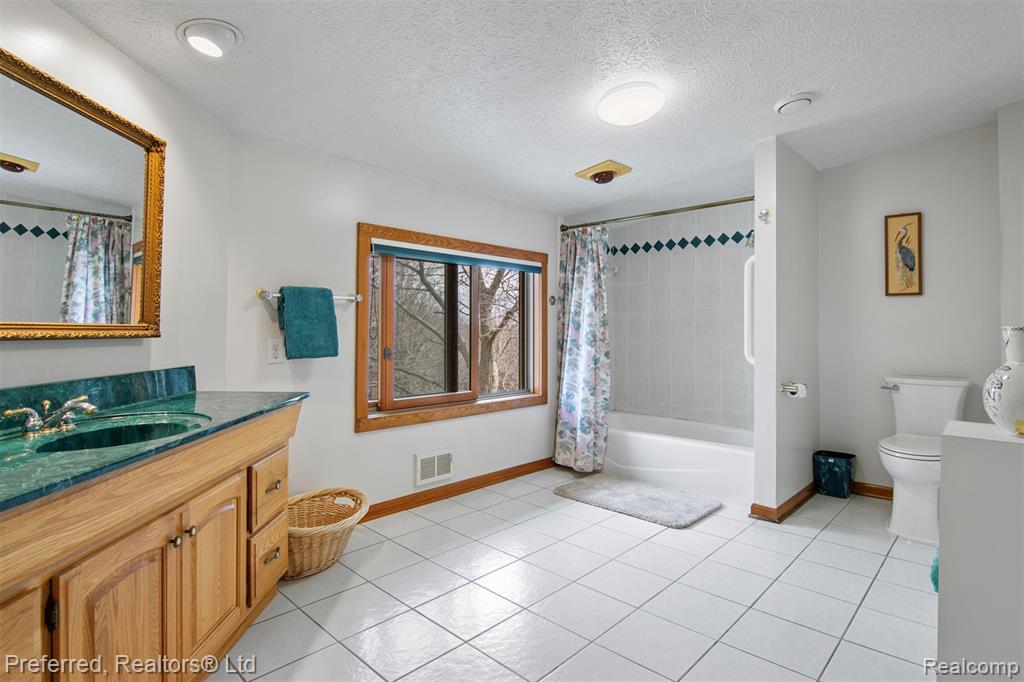 1693 Elm Road, Frankfort, MI 49635 — Photo 29