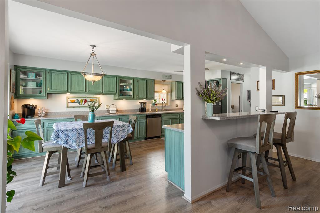 46859 ARAPAHOE Drive, Macomb, MI 48044 — Photo 8