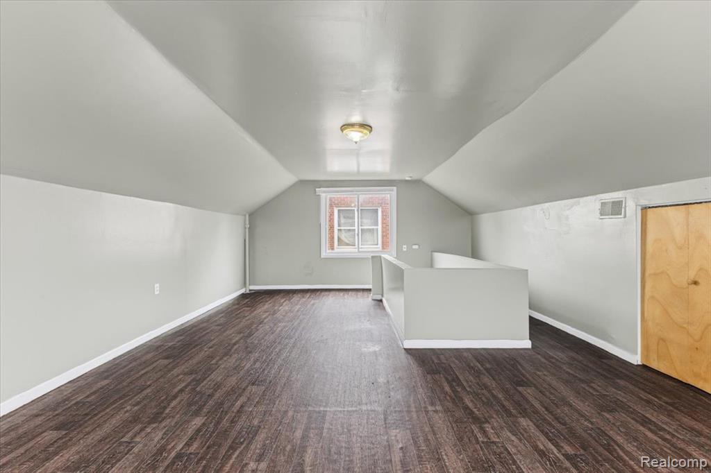 6905 Archdale Street, Dearborn, MI 48228 — Photo 15