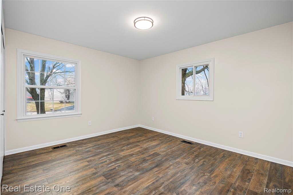 32363 Olde Franklin Drive, Farmington, MI, 48334