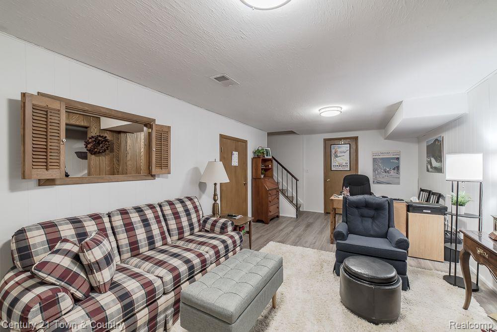 5395 BREEZE HILL, Troy, MI 48098 — Photo 34