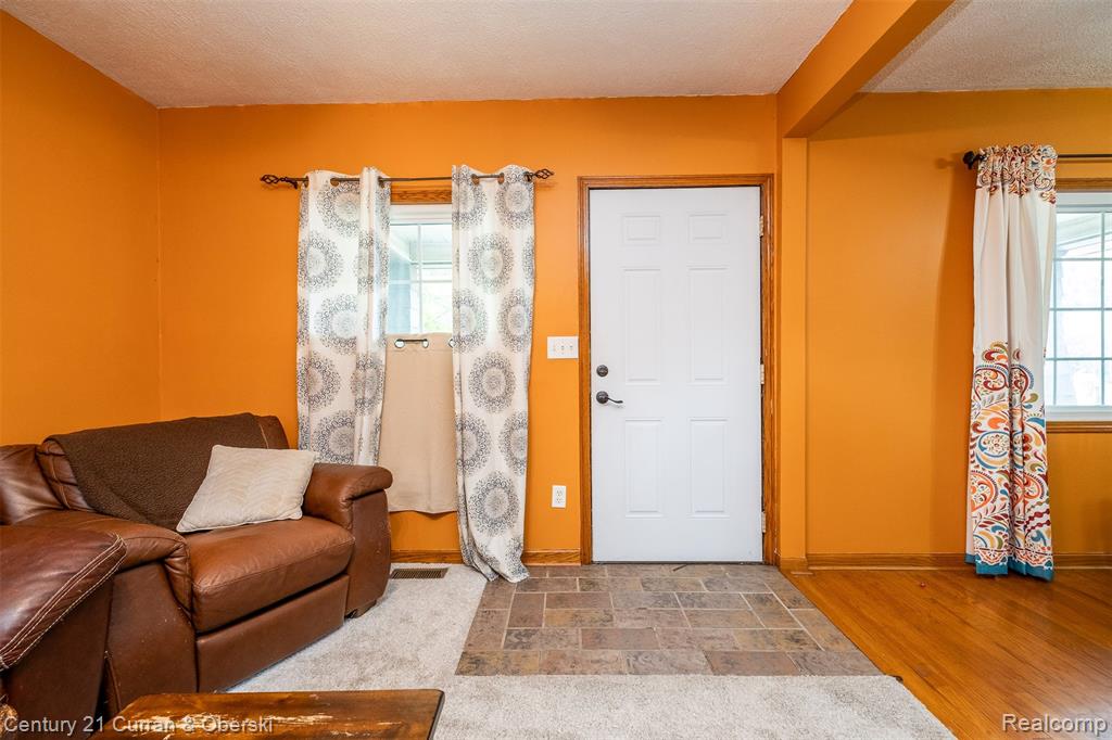 613 W Mount Hope Avenue, Lansing, MI 48910 — Photo 12