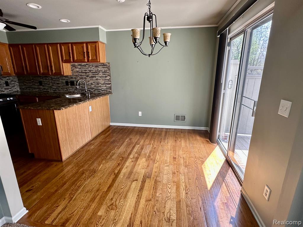 1900 HAWKS NEST Court, 60, Canton, MI 48188 — Photo 12