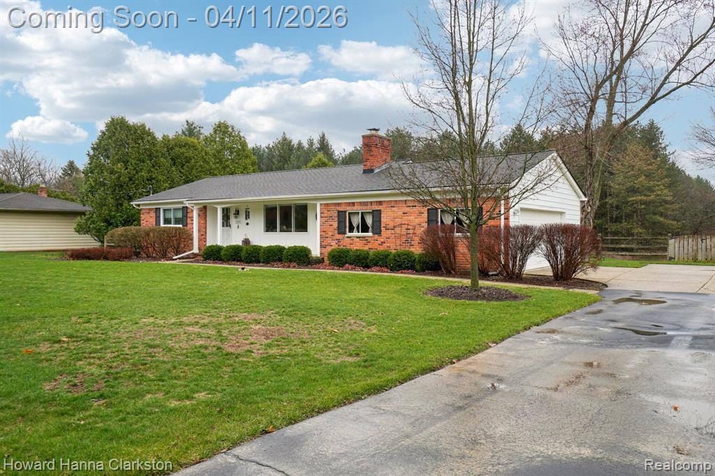 10995 Big Lake Road, Davisburg, MI 48350 — Photo 2