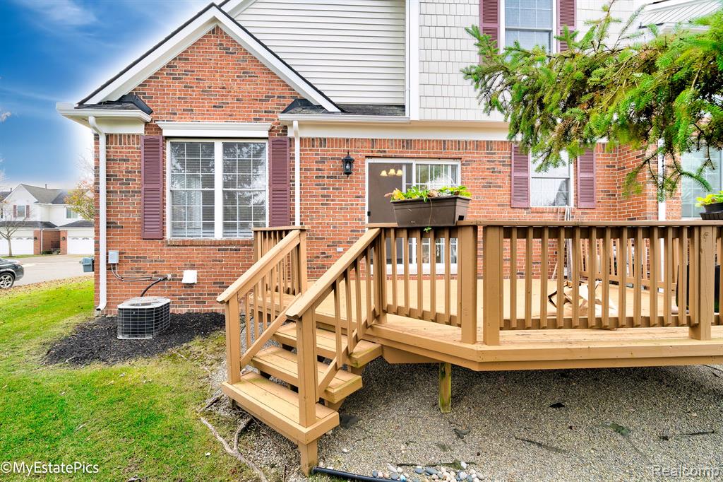41777 MITCHELL Road, Novi, MI 48377 — Photo 38