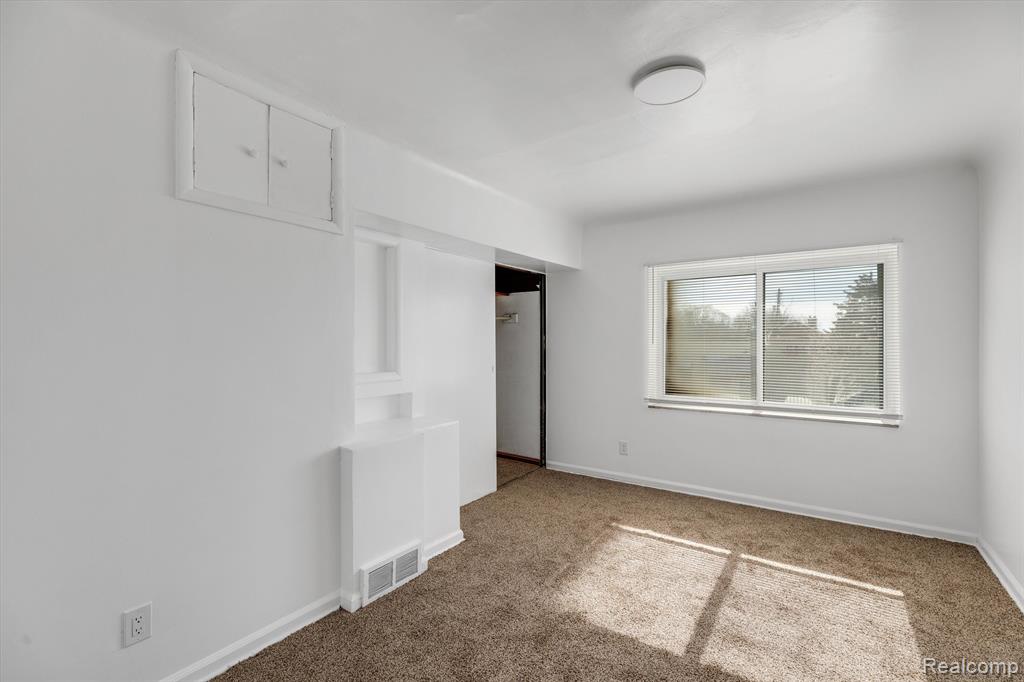 13144 PLYMOUTH Road, Detroit, MI 48227 — Photo 9
